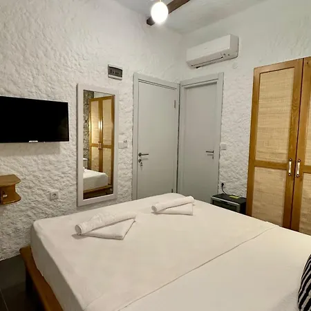호텔 The Comelly Alacati 3*