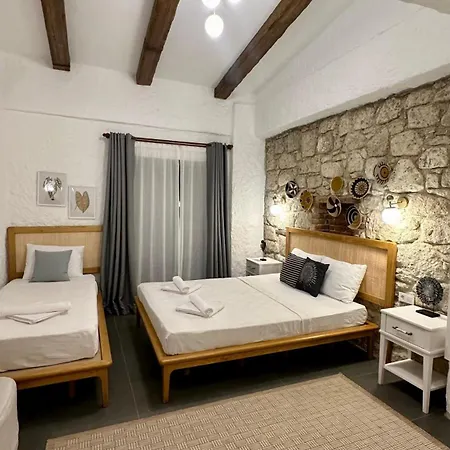 호텔 The Comelly Alacati 3*