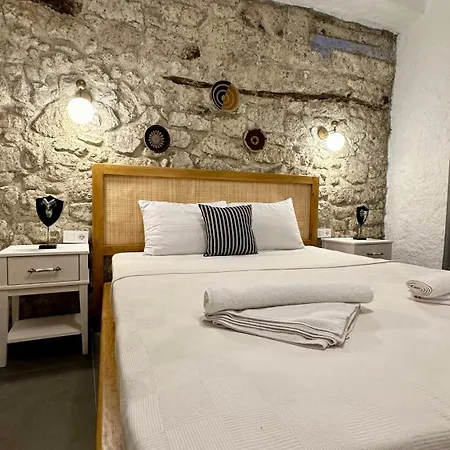 The Comelly Alacati Çeşme