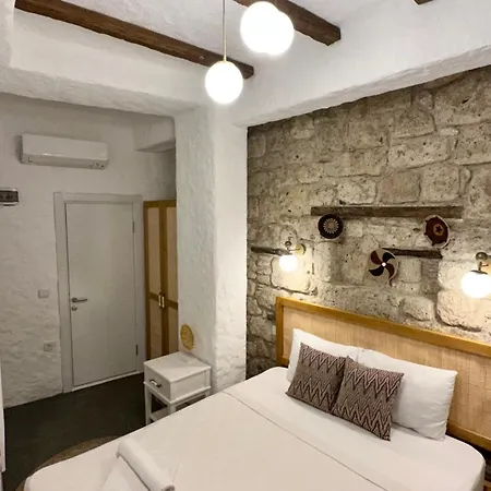 호텔 The Comelly Alacati 3*