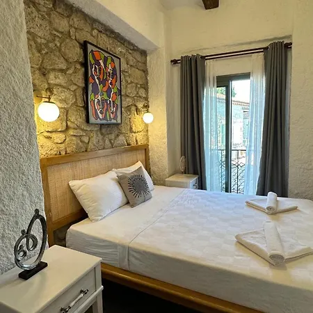 The Comelly Alacati 호텔 3*