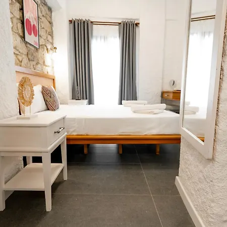 The Comelly Alacati Hotel 3*